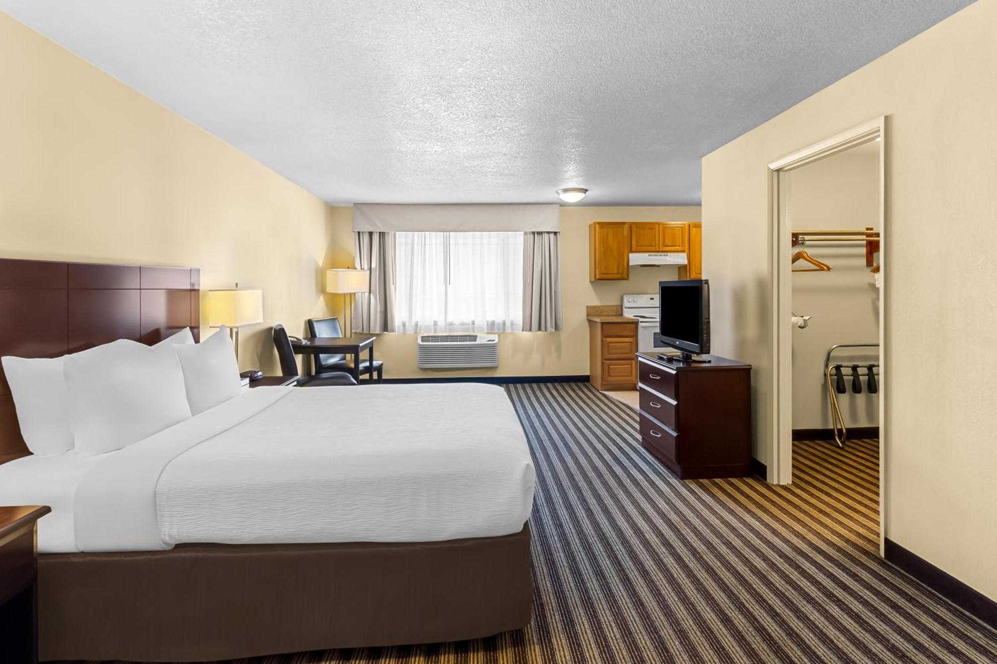 Quality Inn & Suites Vancouver - Hazel Dell Exteriör bild